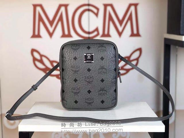 MCM腰包 原單新品 1058 Stark Modular腰包 標誌性Visetos印花塗層 扁平手拿包 拉鏈手包 可組成或單獨使用 MCM斜背包  mdmc1394